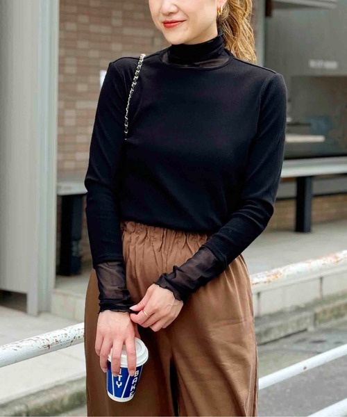 DIARIUM（ディアリウム）の「【日本製】チュール切替えテレコプルオーバー（Tシャツ/カットソー・レディース・グレイッシュベージュ/ブラック/チャコールグレー/オフホワイト・M）」の2枚目の写真