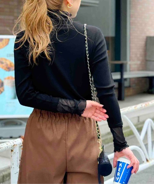 DIARIUM（ディアリウム）の「【日本製】チュール切替えテレコプルオーバー（Tシャツ/カットソー・レディース・グレイッシュベージュ/ブラック/チャコールグレー/オフホワイト・M）」の17枚目の写真