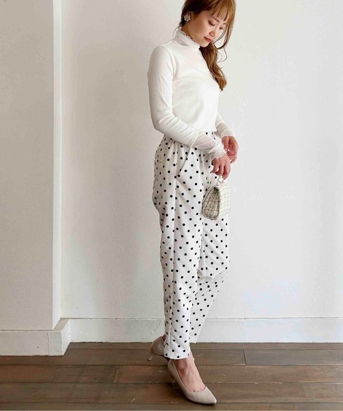 DIARIUM（ディアリウム）の「【日本製】チュール切替えテレコプルオーバー（Tシャツ/カットソー・レディース・グレイッシュベージュ/ブラック/チャコールグレー/オフホワイト・M）」の11枚目の写真