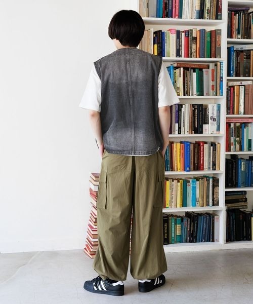 PBLIM（ページボーイリム）の「PBLIM/デニムベスト（ベスト・レディース・ブラック/ブルー・FREE）」の14枚目の写真