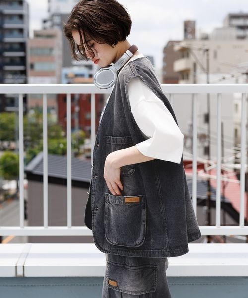 PBLIM（ページボーイリム）の「PBLIM/デニムベスト（ベスト・レディース・ブラック/ブルー・FREE）」の20枚目の写真