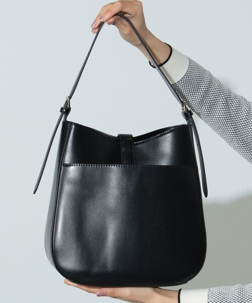 BEAMS HEART(ビームスハート)の「バックルハンドル トートバッグ(トートバッグ・レディース・ブラック/ブラウン/ワイン・ONE SIZE)」の8枚目の写真