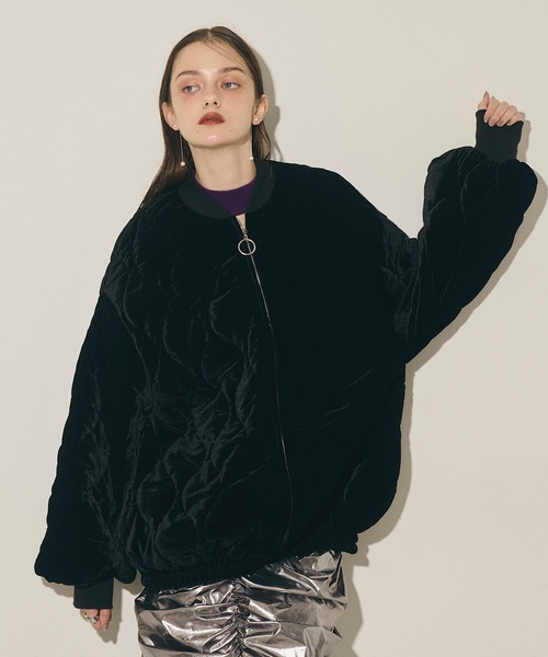 VIOLETTA（ヴィオレッタ）の「キルティングベロアブルゾン（ブルゾン・レディース・ホワイト/ブラック・FREE）」の4枚目の写真