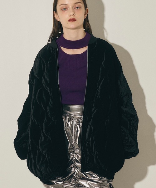 VIOLETTA（ヴィオレッタ）の「キルティングベロアブルゾン（ブルゾン・レディース・ホワイト/ブラック・FREE）」の3枚目の写真