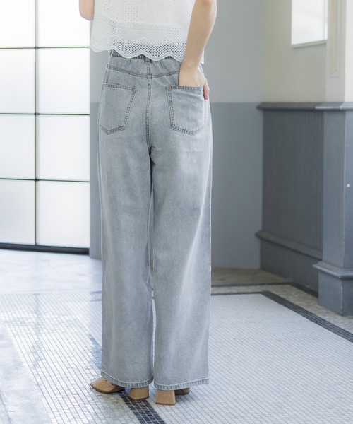 coca（coca）（コカ）の「軽量デニム ウエストゴムパンツ（デニムパンツ・レディース・ライトブルー/ブルー・S/M/L）」の18枚目の写真