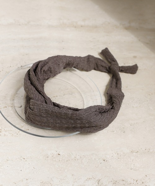 ANEMONE（アネモネ）の「リンクルプリーツバックワイヤーターバン（ヘアバンド・レディース・ベージュ/グレー/ブラック/カーキ・FREE）」の3枚目の写真