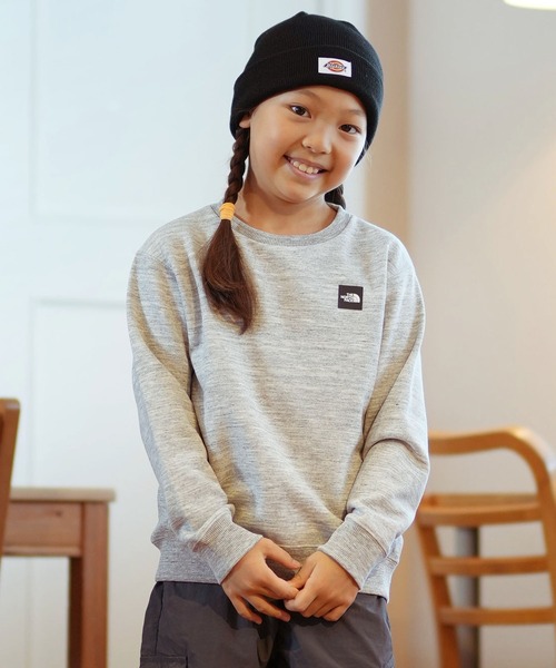 THE NORTH FACE（ザノースフェイス）の「THE NORTH FACE/ザ・ノース・フェイス キッズ スウェット スモールボックスロゴクルー NTJ62431（スウェット・キッズ・ブラック/ミックスグレー・100cm/110cm/120cm/130cm/140cm/150cm）」の9枚目の写真