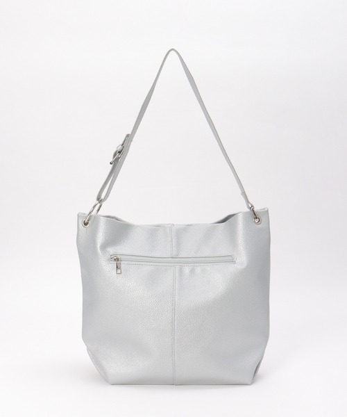 notch.(ノッチ)の「A4ショルダーバッグ(ショルダーバッグ・レディース・ブラック/シルバー/オフホワイト・ONESIZE)」の13枚目の写真