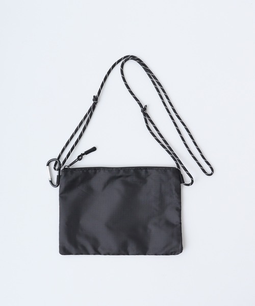 TRUSS(トラス)の「TRUSS リップミニサコッシュ(ショルダーバッグ・メンズ・オレンジ/ホワイト/ブラック/グリーン・F)」の6枚目の写真