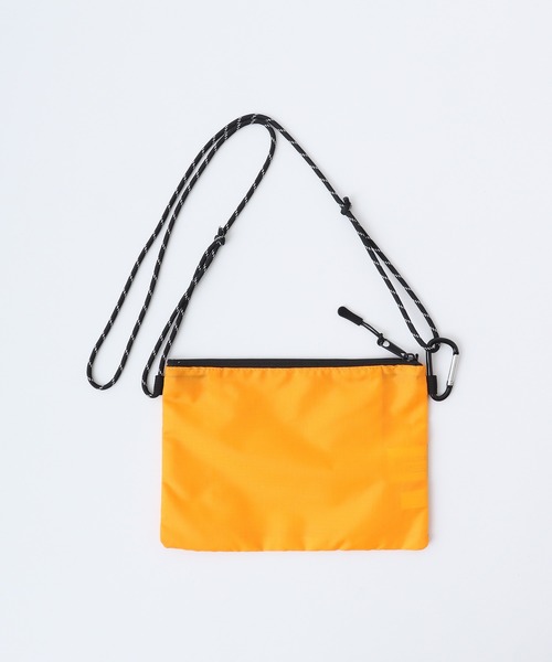 TRUSS(トラス)の「TRUSS リップミニサコッシュ(ショルダーバッグ・メンズ・オレンジ/ホワイト/ブラック/グリーン・F)」の9枚目の写真