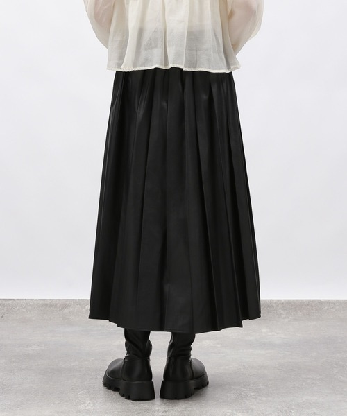 LAKOLE(ラコレ)の「FLプリーツスカート / 140408(スカート・レディース・ブラック/ブラウン・SMALL/MEDIUM)」の7枚目の写真