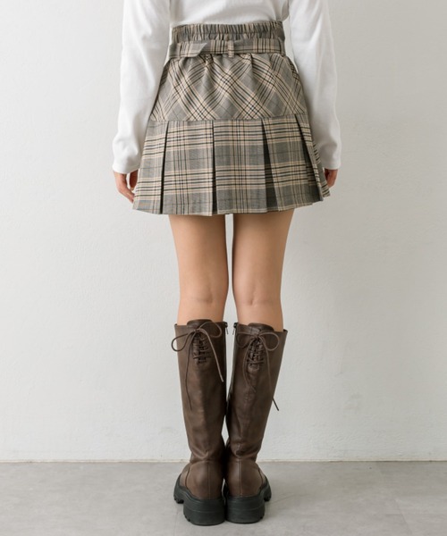 OLIVE des OLIVE(オリーブデオリーブ)の「ベルト付きボックスプリーツミニスカート(スカート・レディース・ブラウン系その他/ブラック系その他/キャメル/チェック・FREE)」の13枚目の写真