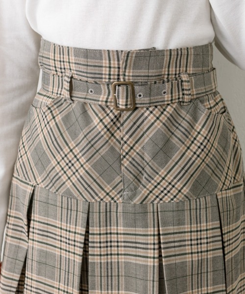 OLIVE des OLIVE(オリーブデオリーブ)の「ベルト付きボックスプリーツミニスカート(スカート・レディース・ブラウン系その他/ブラック系その他/キャメル/チェック・FREE)」の14枚目の写真