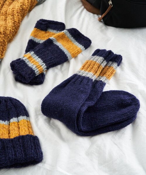 FREAK'S STORE(フリークスストア)の「HAND KNIT SOCKS(ソックス/靴下・メンズ・ネイビー/ブラック/サックスブルー・ONE SIZE)」の1枚目の写真
