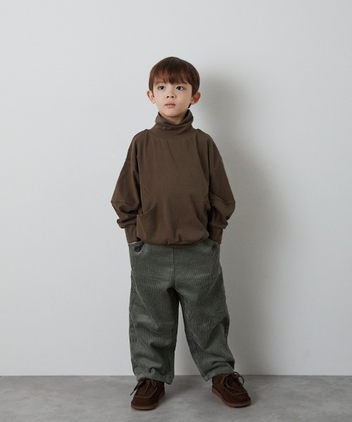 riziere（リジェール）の「モックネックデザインカットソー（Tシャツ/カットソー・キッズ・ブラウン/ブラック/アイボリー・150/140/130/120/110/100/90）」の8枚目の写真