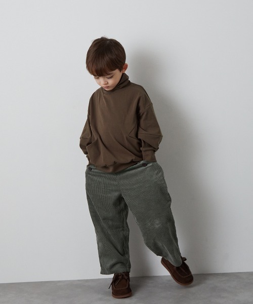 riziere（リジェール）の「モックネックデザインカットソー（Tシャツ/カットソー・キッズ・ブラウン/ブラック/アイボリー・150/140/130/120/110/100/90）」の10枚目の写真