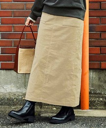 THREE FIFTY STANDARD すっきりIラインスカート〈ベージュ〉