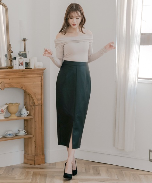 Julia Boutique（ジュリアブティック）の「スリットデザイン レザー ロングスカート（スカート・レディース・ブラック/ベージュ/オフホワイト/アイボリー・ONE）」の15枚目の写真