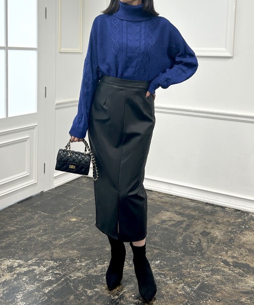 Julia Boutique（ジュリアブティック）の「スリットデザイン レザー ロングスカート（スカート・レディース・ブラック/ベージュ/オフホワイト/アイボリー・ONE）」の19枚目の写真