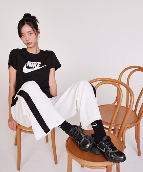 【タグ付き未使用】ナイキ FD0736-004 25cm ウィメンズ V2Kラン NIKE WMNS V2K RUN ナイキ ウィメンズ V2K FD0736 100 (Nike