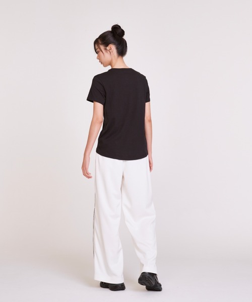 NIKE（ナイキ）の「ナイキ V2K ラン ウィメンズシューズ / Nike V2K Run Women's Shoes FD0736-001 Black（スニーカー・レディース・ブラック・23/22/22.5/23.5/24/24.5/25/25.5/26/26.5/27/27.5/28/28.5/29）」の6枚目の写真