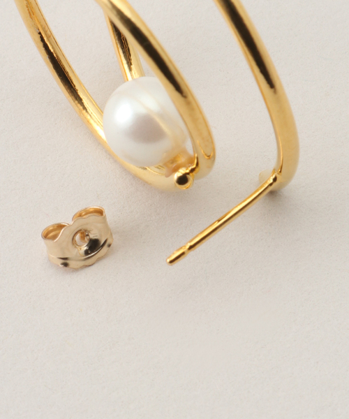 Spick & Span（スピックアンドスパン）の「jour couture / ジュール クチュール horn 01 ピアス（ピアス（両耳用）・レディース・シルバー/ゴールド・FREE）」の4枚目の写真