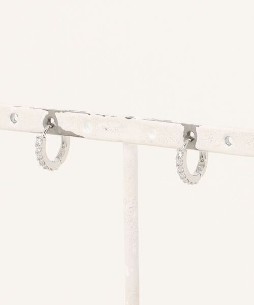 Burner(バーナー)の「【OKUOKU 0909】エタニティ フープピアス 両耳用 oku-pierce-617056266754-5 Y【RBTS】(ピアス(両耳用)・レディース・シルバー系その他2/シルバー/ゴールド系その他2/ゴールド系その他/シルバー系その他/ゴールド・FREE)」の8枚目の写真