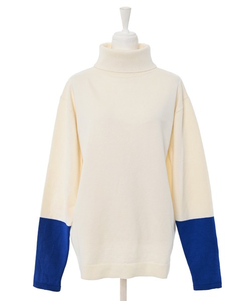 Narcissus(ナルシス)の「バイカラータートルニット オーバーサイズ(ニット/セーター・レディース・ブラック/ホワイト/グレー・FREE)」の8枚目の写真