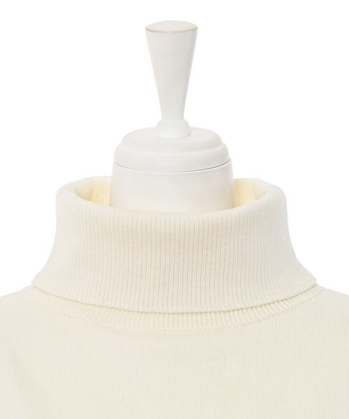 Narcissus(ナルシス)の「バイカラータートルニット オーバーサイズ(ニット/セーター・レディース・ブラック/ホワイト/グレー・FREE)」の9枚目の写真