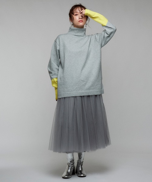 Narcissus(ナルシス)の「バイカラータートルニット オーバーサイズ(ニット/セーター・レディース・ブラック/ホワイト/グレー・FREE)」の19枚目の写真