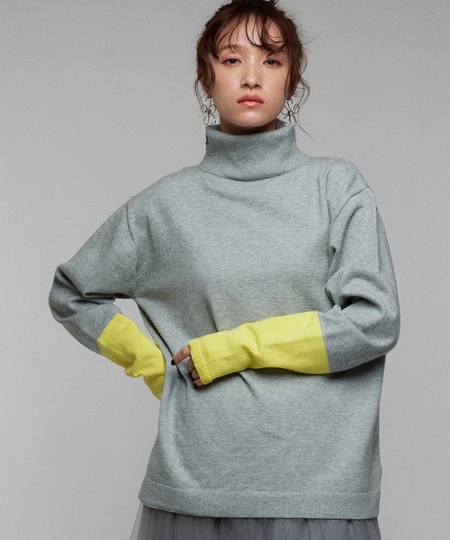 Narcissus(ナルシス)の「バイカラータートルニット オーバーサイズ(ニット/セーター・レディース・ブラック/ホワイト/グレー・FREE)」の18枚目の写真