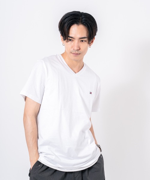 TOMMY HILFIGER(トミーヒルフィガー)の「【Tommy Hilfiger】ユニセックス 半袖Tシャツ Vネック(Tシャツ/カットソー・メンズ・ホワイト/ネイビー/ブラック・S/M/L/XL)」の8枚目の写真