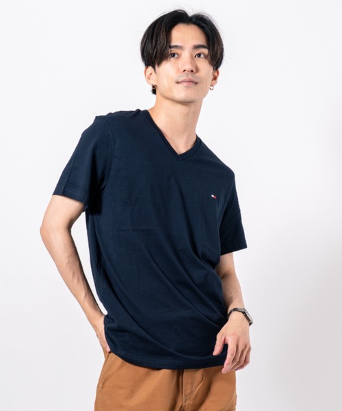 TOMMY HILFIGER(トミーヒルフィガー)の「【Tommy Hilfiger】ユニセックス 半袖Tシャツ Vネック(Tシャツ/カットソー・メンズ・ホワイト/ネイビー/ブラック・S/M/L/XL)」の12枚目の写真