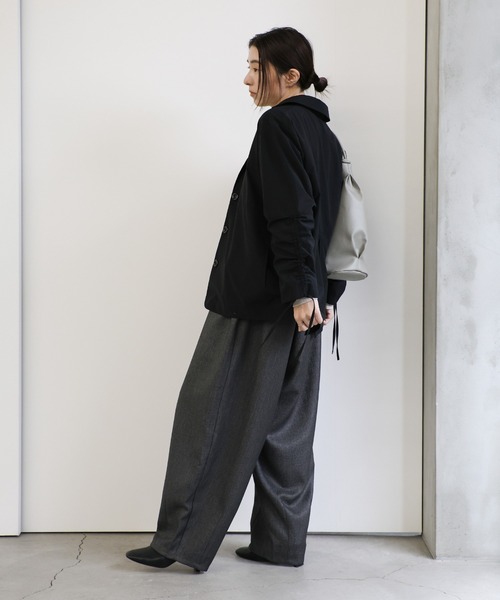 select MOCA(セレクトモカ)の「ギャザースリーブバックスリットジャケット(テーラードジャケット・レディース・ブラック/ベージュ・FREE)」の19枚目の写真