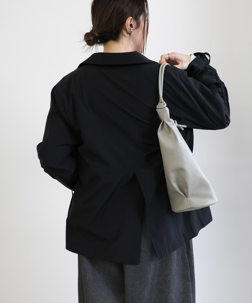select MOCA(セレクトモカ)の「ギャザースリーブバックスリットジャケット(テーラードジャケット・レディース・ブラック/ベージュ・FREE)」の20枚目の写真