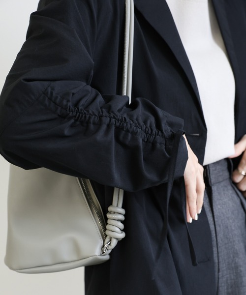 select MOCA(セレクトモカ)の「ギャザースリーブバックスリットジャケット(テーラードジャケット・レディース・ブラック/ベージュ・FREE)」の18枚目の写真