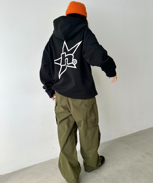 HUF(ハフ)の「HUF(ハフ)/H STAR LOGO P/O HOODIE/スター ロゴ フーディ バックプリント スウェット パーカー プルオーバー(パーカー・レディース・ブラウン/ブラック/アッシュグレー・M/L/XL/XXL/S)」の12枚目の写真