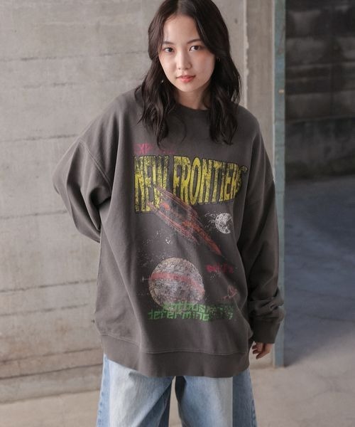 《UNISEX》アソートグラフィックスウェット（スウェット）｜PBLIM（ページボーイリム）