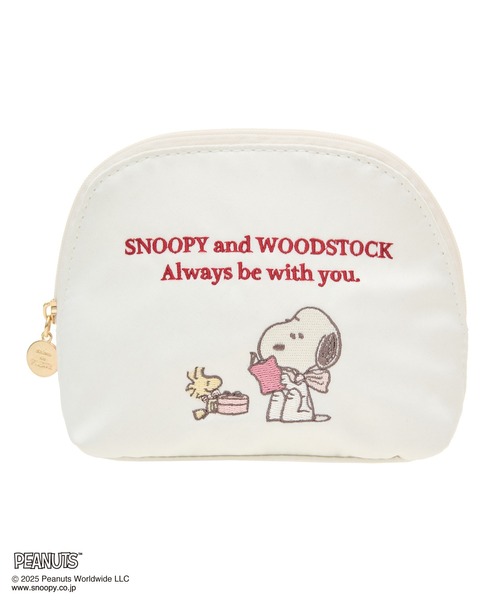 Maison de FLEUR(メゾンドフルール)の「SNOOPYandWOODSTOCK ラウンドポーチ(ポーチ・レディース・ブラック/アイボリー・FREE)」の5枚目の写真