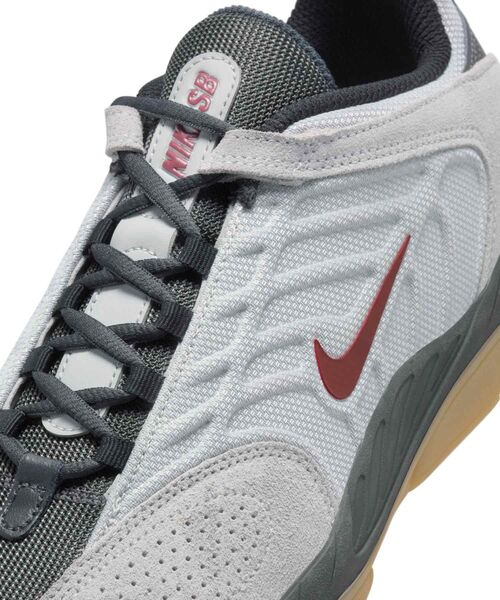 セール】ナイキ SB バータブレイ メンズシューズ / Nike SB