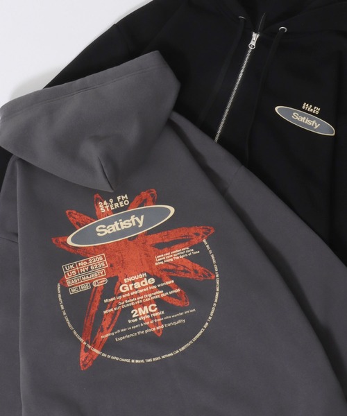 SITRY(シトリー)の「Street Design Sweat Hoodie/オーバーサイズ ストリートロゴ 裏起毛 フルジップパーカー フーディー パーカー スウェット レディース メンズ(パーカー・メンズ・グレー系その他/アイボリー/ブラック/ホワイト系その他/ブラック系その他/チャコール・M/XL/L)」の6枚目の写真