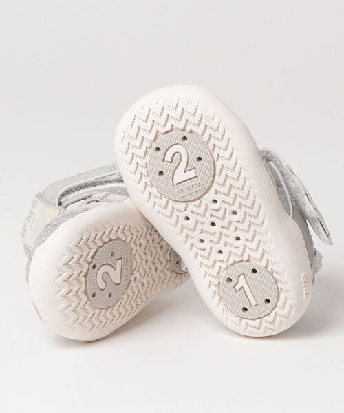 IFME（イフミー）の「BABY｜ifme nature ダブルベルトほうき星ウォーターシューズ（サンダル・キッズ・グレー/ベージュ・12.0cm/12.5cm/13.0cm/13.5cm/14.0cm/14.5cm/15.0cm）」の20枚目の写真