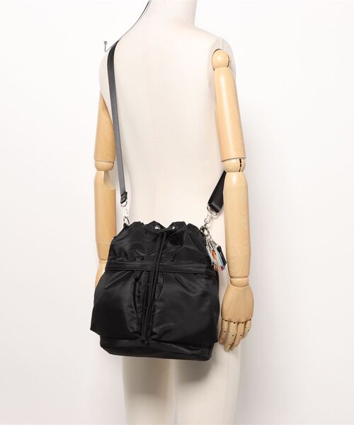 cheek(BAG)(チーク)の「【cheek / チーク】kinchaku code 2 way tote / 巾着 トート(トートバッグ・レディース・ホワイト/ブラック/ベージュ/パープル/グレー/カーキ/ピンク/グリーン・フリー)」の22枚目の写真