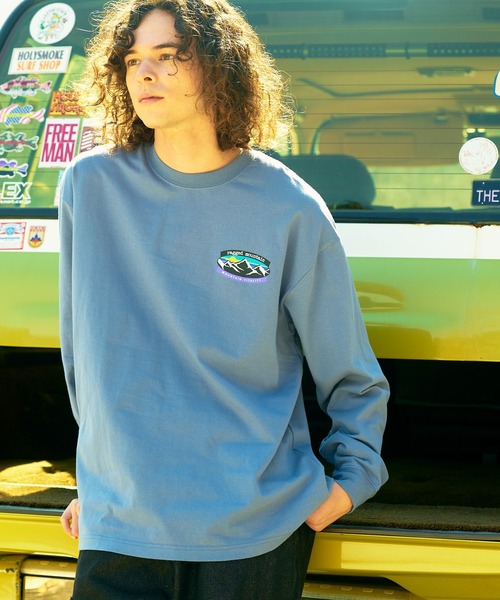 ragged mountain(ラギットマウンテン)の「【RAGGED MOUNTAIN/ラギットマウンテン】ワンポイントロゴプリントロンT(Tシャツ/カットソー・メンズ・ホワイト/ブラック/グレイッシュブルー/ベージュ・MEDIUM/X-LARGE/LARGE)」の4枚目の写真