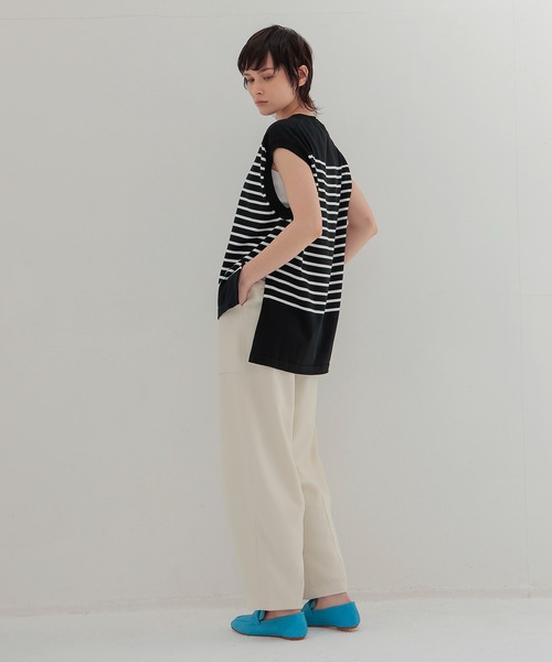 DRESSLAVE(ドレスレイブ)の「big tuck curve pants(ビッグタックカーブパンツ)(その他パンツ・レディース・ホワイト/カーキ・38/36)」の11枚目の写真