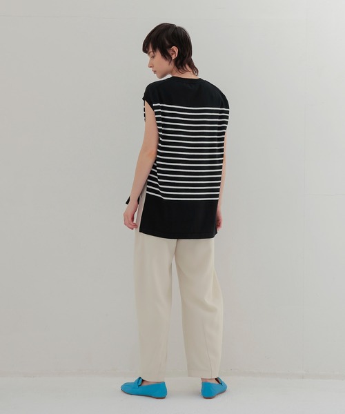 DRESSLAVE(ドレスレイブ)の「big tuck curve pants(ビッグタックカーブパンツ)(その他パンツ・レディース・ホワイト/カーキ・38/36)」の12枚目の写真