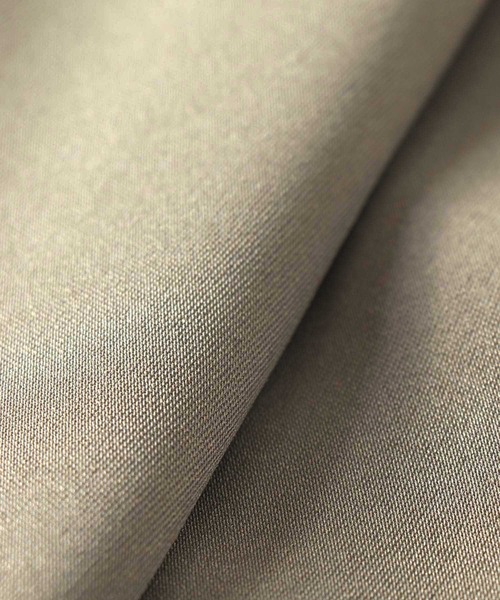 DRESSLAVE(ドレスレイブ)の「big tuck curve pants(ビッグタックカーブパンツ)(その他パンツ・レディース・ホワイト/カーキ・38/36)」の21枚目の写真