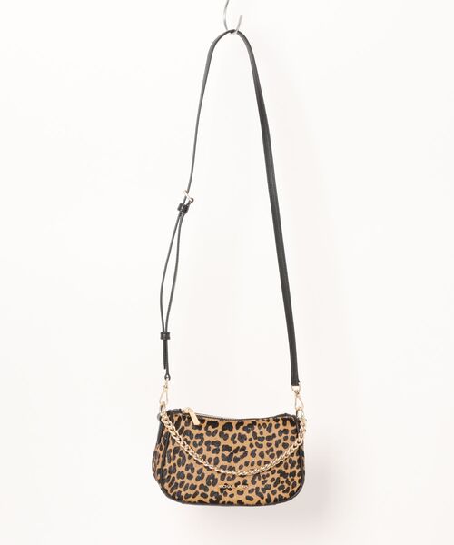 MICHAEL KORS(マイケルコース)の「CARMELA ポシェット クロスボディ スモール(ショルダーバッグ・レディース・ブラック系その他・FREE)」の7枚目の写真
