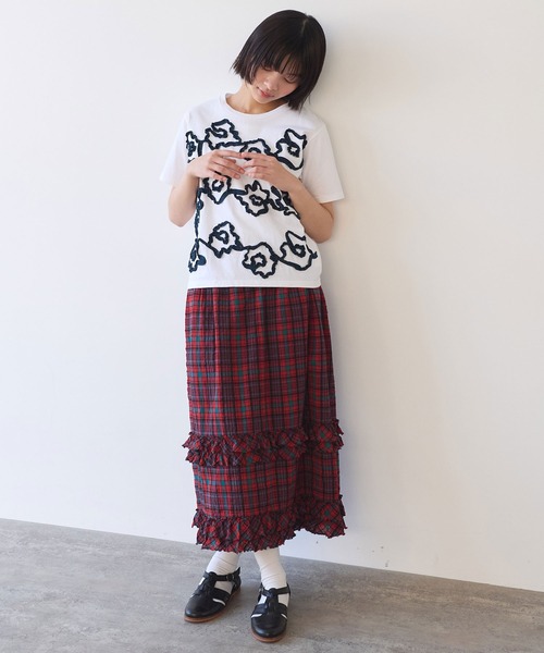 bulle de savon(ビュルデサボン)の「くるくるはなテープ刺繍Tシャツ(Tシャツ/カットソー・レディース・ホワイト/ネイビー・FREE)」の15枚目の写真