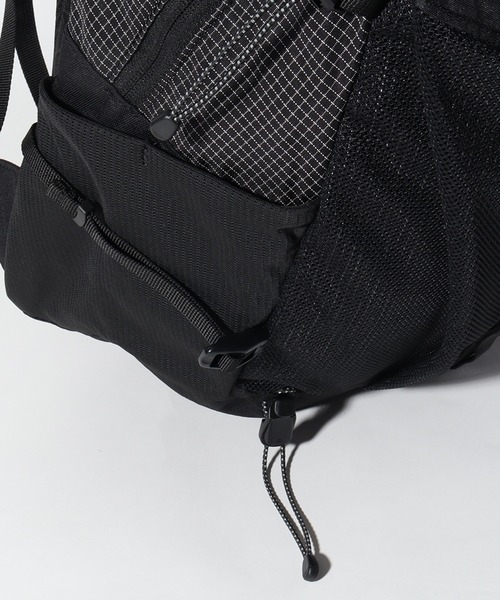 WILD THINGS(ワイルドシングス)の「【WILD THINGS/ワイルドシングス】MINIMALIST SPECTRA BACKPACK/ミニマリスト スペクトラ バックパック(容量:約20L)(バックパック/リュック・メンズ・ホワイト系その他/ブラック系その他・FREE)」の13枚目の写真